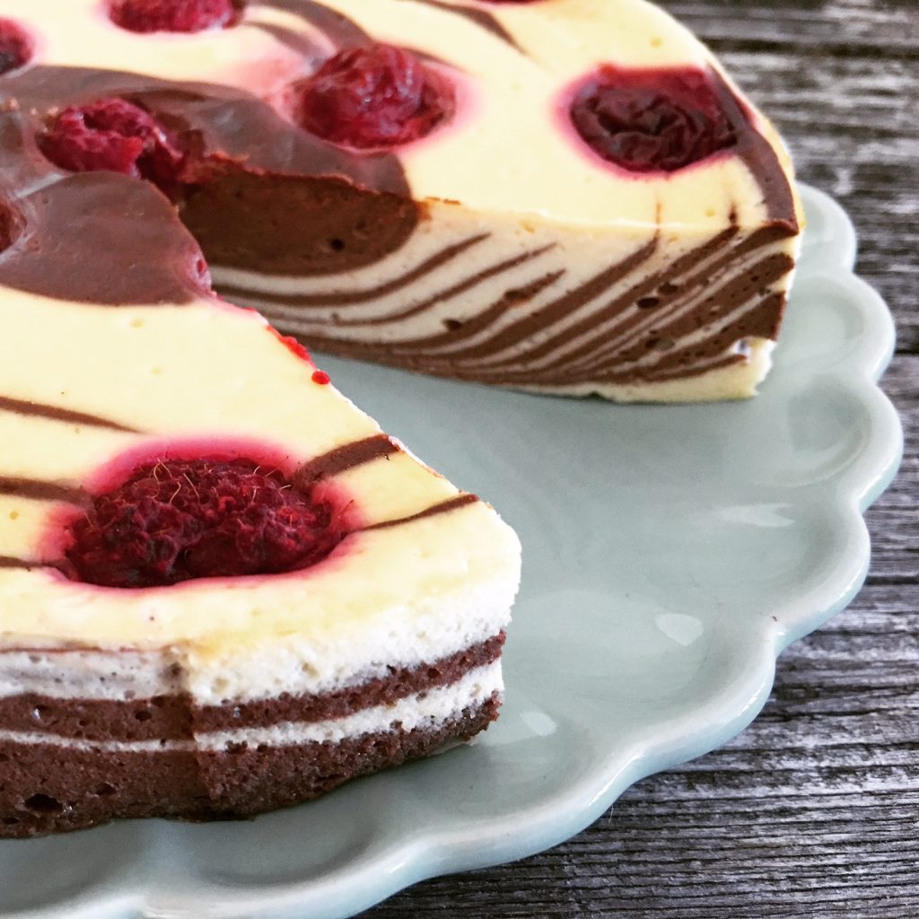 Zebra Cheesecake Low Carb angeschnitten