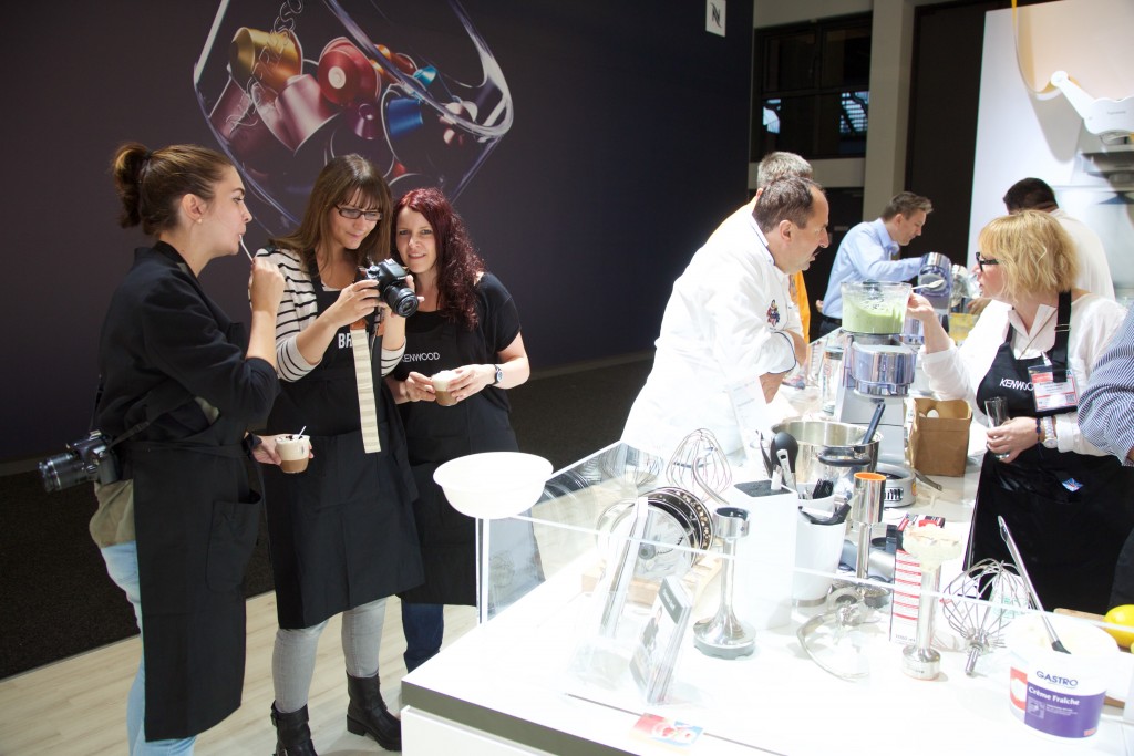 Bloggerevent am Stand von deLonghi