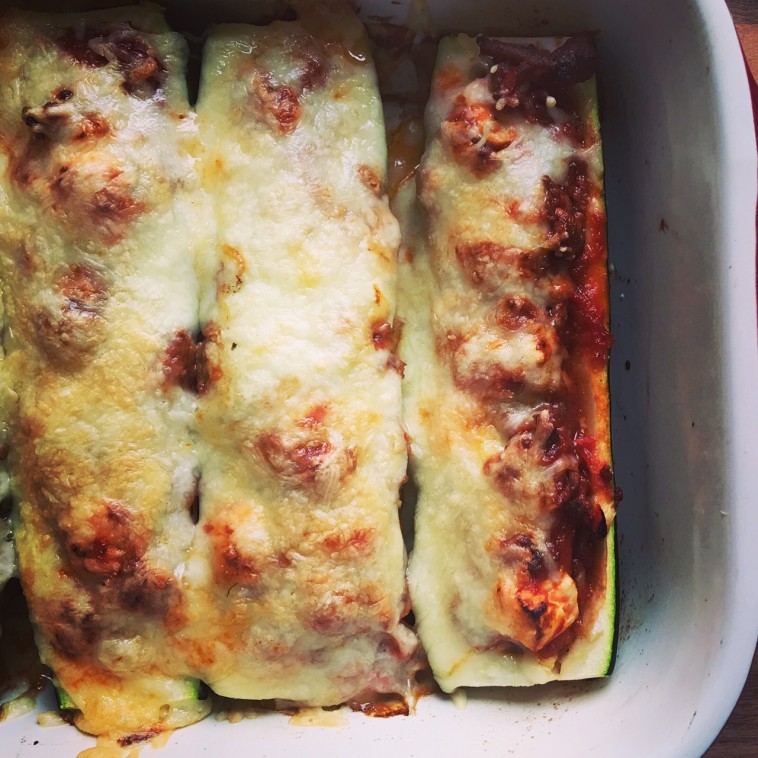 Zucchini Schiffchen - Holla die Kochfee