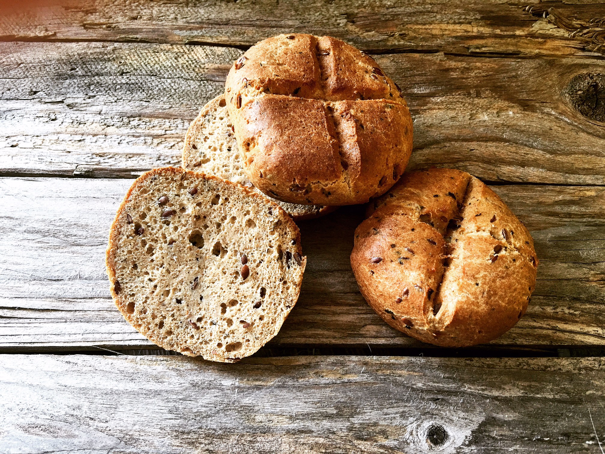 Low Carb Brötchen mit Leinsamen, einfach und lecker!