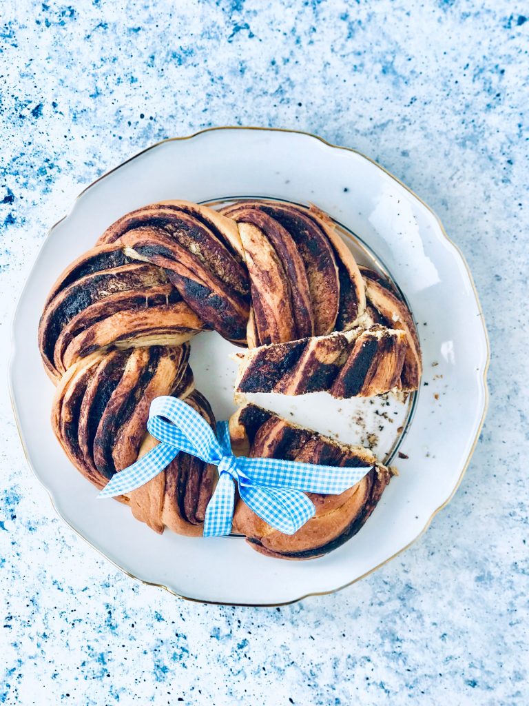 Brioche-Kranz mit Schokolade - Holla die Kochfee