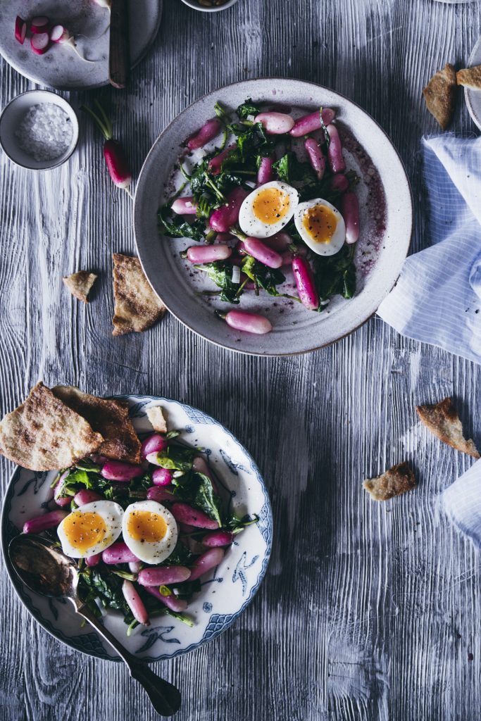 Lauwarmer Radieschensalat mit Ei