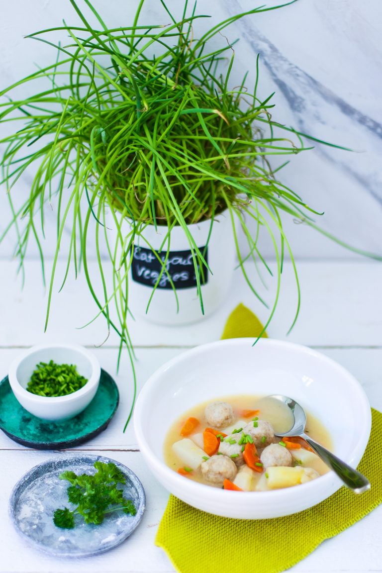 Weltbeste Suppenklößchen mit 3 Zutaten - Holla die Kochfee