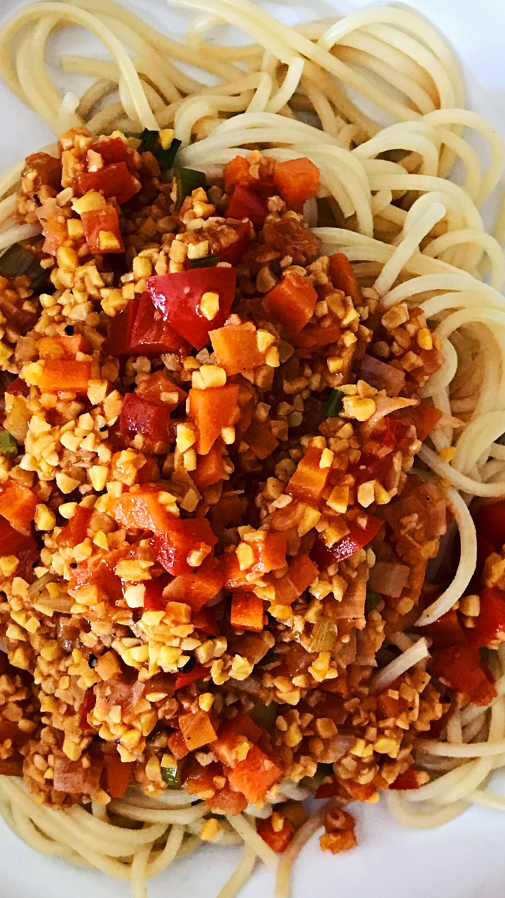 Rezept für vegane Lupinen-Bolognese - Holla die Kochfee