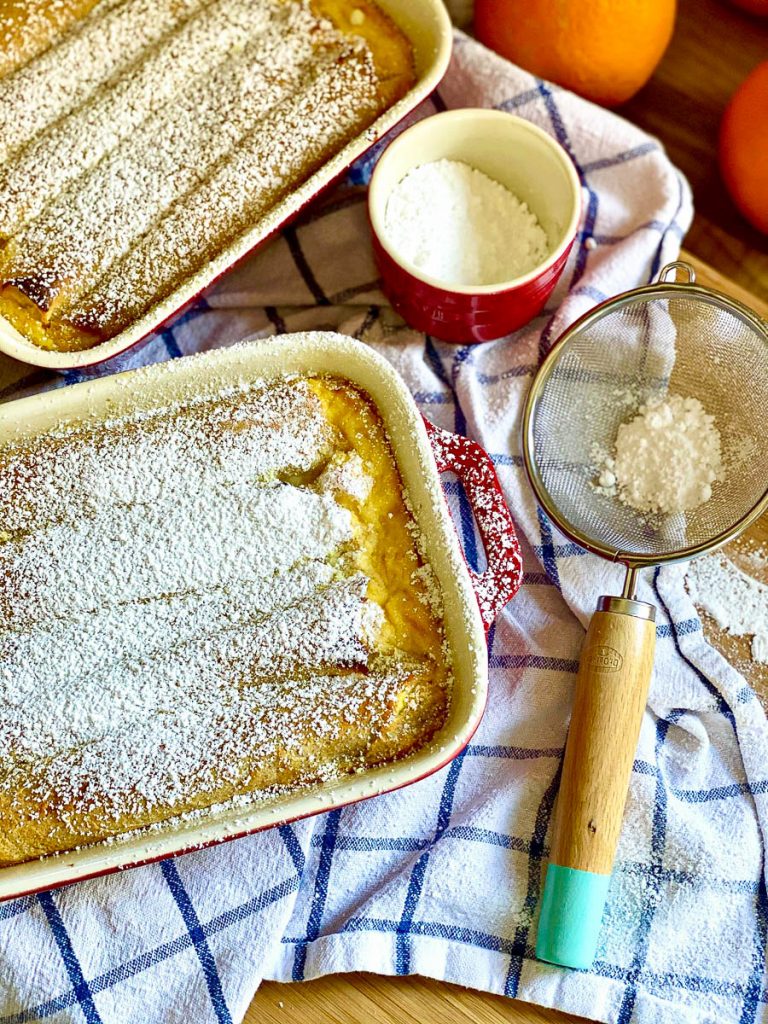 Topfenpalatschinken mit Lupinenmehl von oben fotografiert 