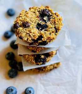 Zuckerfreie Frühstücks-Cookies mit Blaubeeren