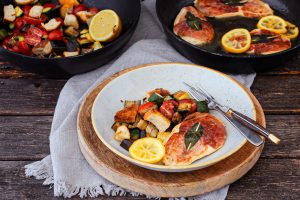 Schnelle Hähnchen Saltimbocca mit Brotsalat