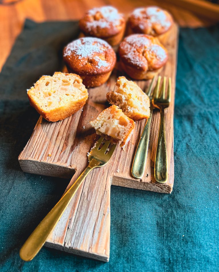 Bratapfelmuffins aufgeschnitten