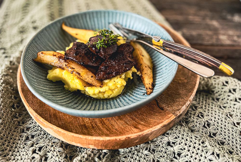 Zarte Geflügelleber in Sherrybutter gebraten