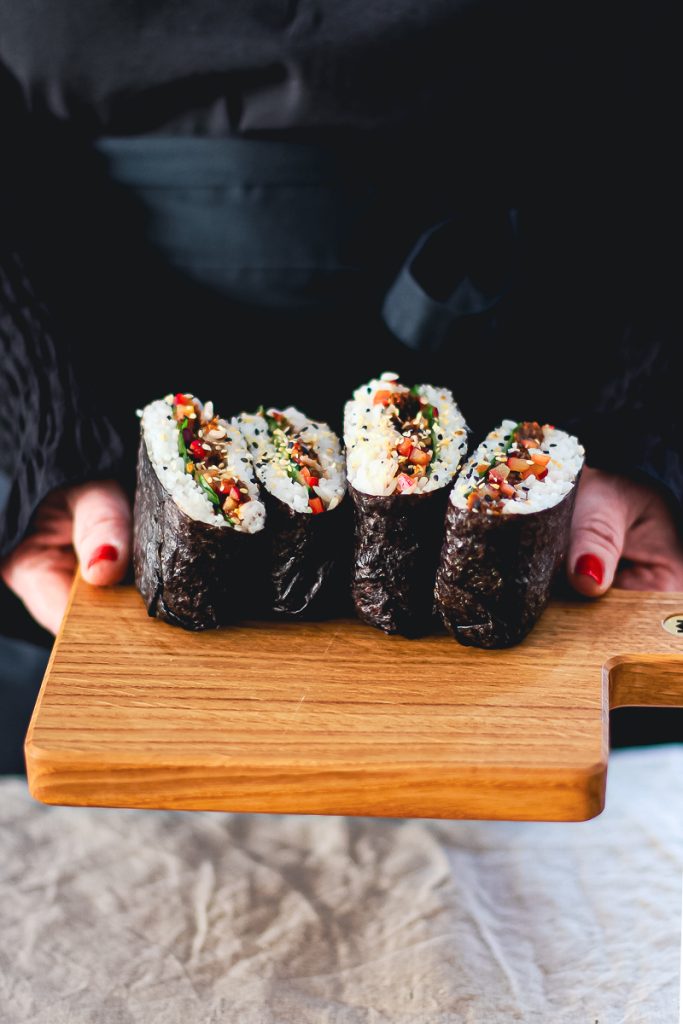 Veganes Sushi Sandwich mit Pflaumen