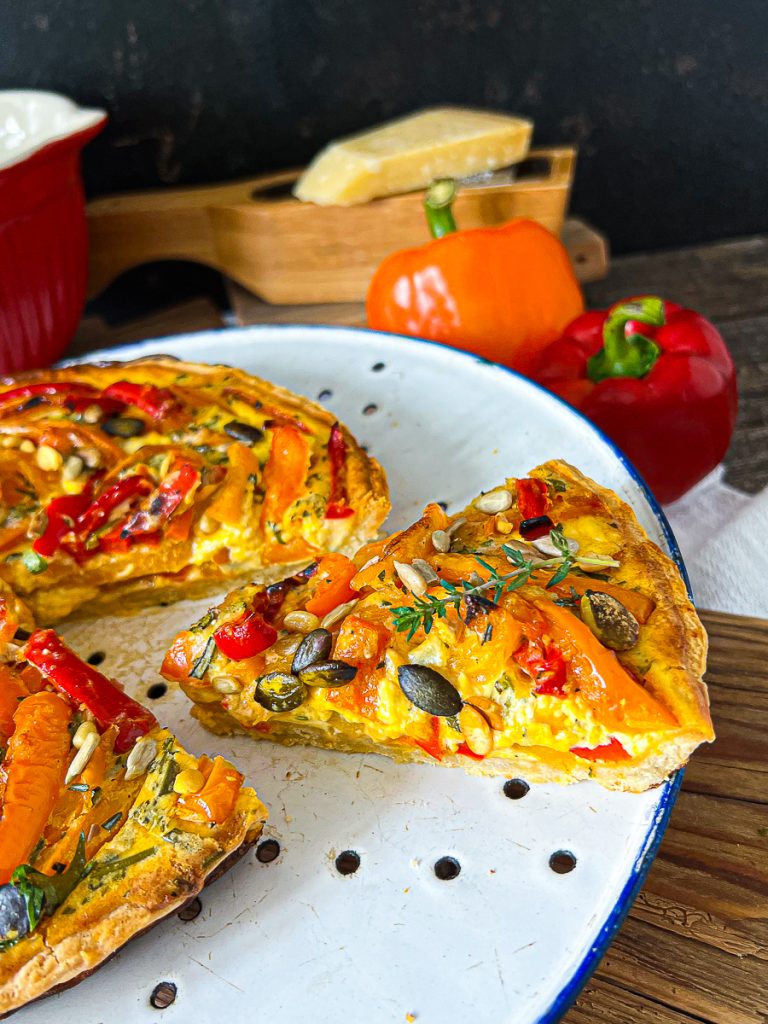 Bunte Paprika-Parmesan-Quiche - Holla die Kochfee
