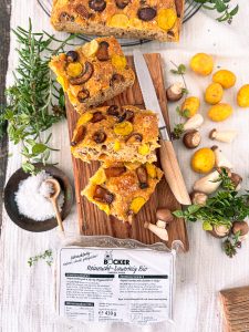 Herbstliche Sauerteig Focaccia