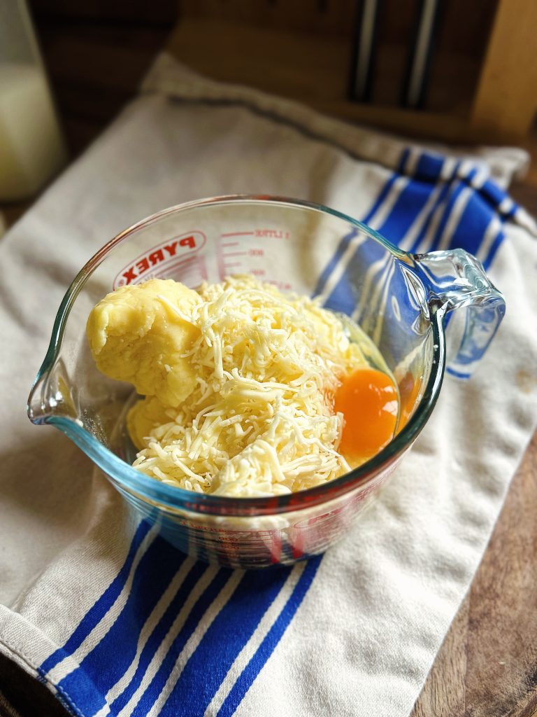 Zutaten Knusprige Airfryer Kartoffel-Käse-Bällchen