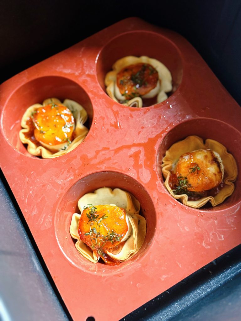 Knusprige Camembert Bites frisch aus dem Airfryer