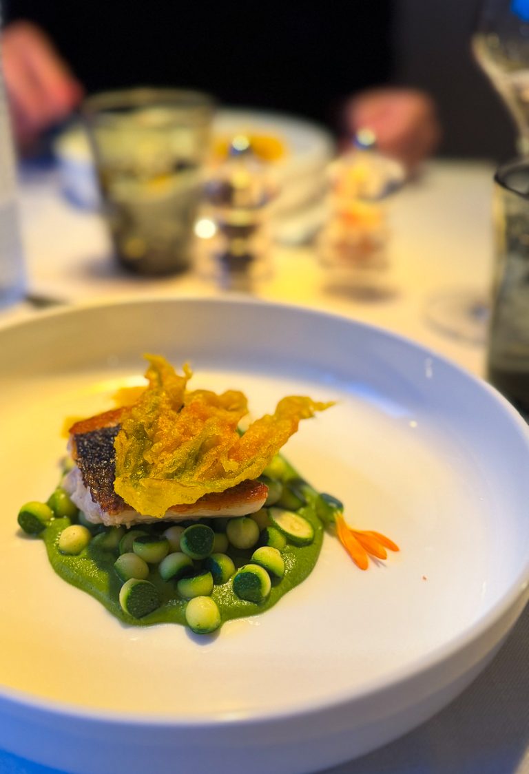 Design Hotel Muchele in Burgstall Südtirol - entspannter Luxus - Abendessen