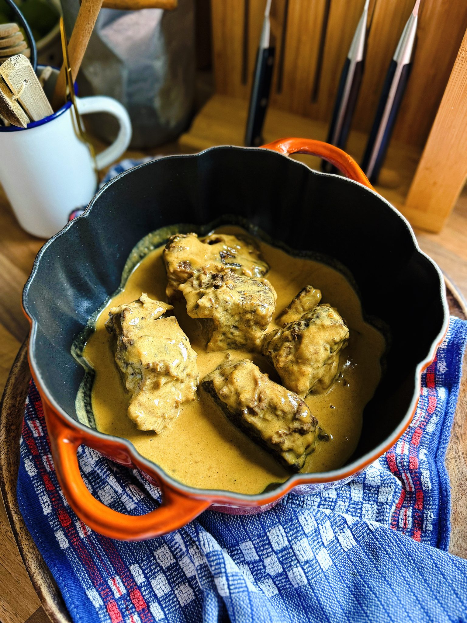 Glühwein Schmorbraten: 3 aromatische Soßenvarianten für den Winter