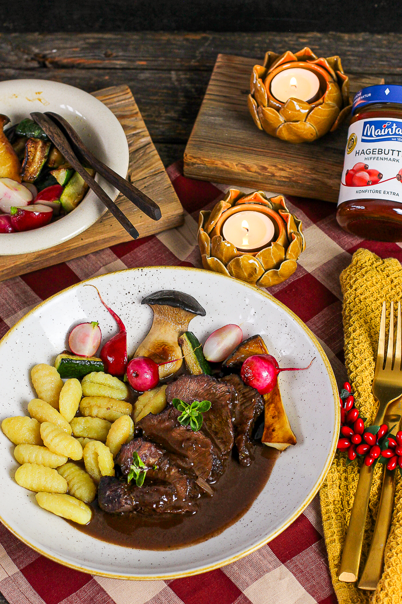 Bäckchen in Rotwein geschmort