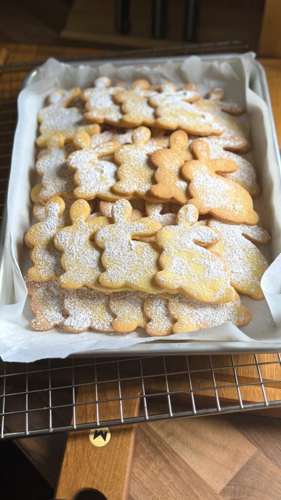 Süße Osterplätzchen mit schnellem Mürbeteig